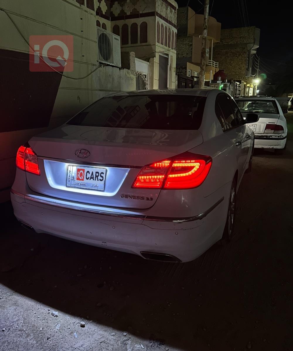 هيونداي جنسس